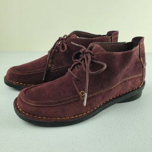 Clarks Chukka Suede Ankle Boots Collection Burgundy Leather Lace up Womens 7.5
